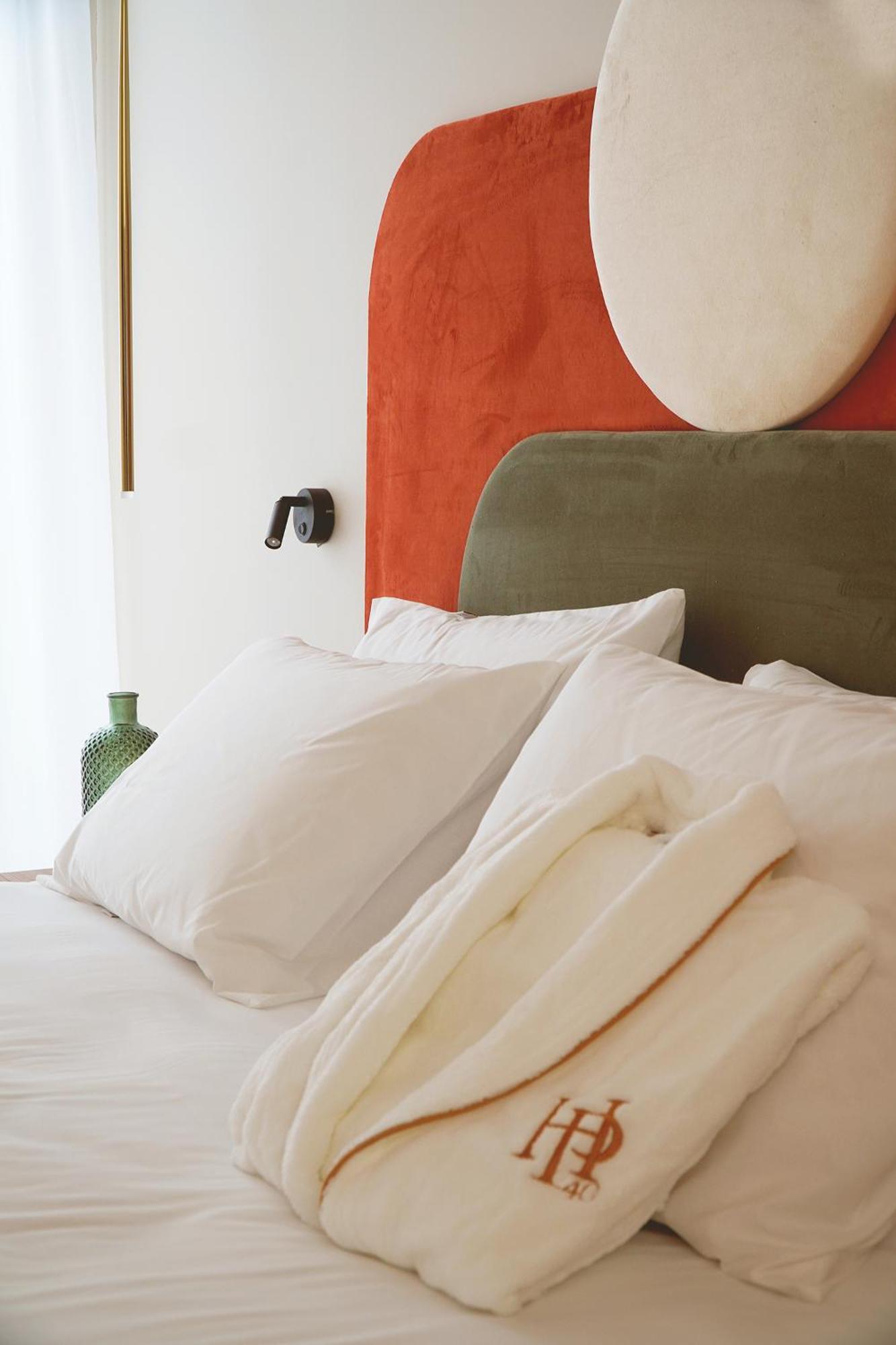 Hotel Pietryna 罗兹 外观 照片