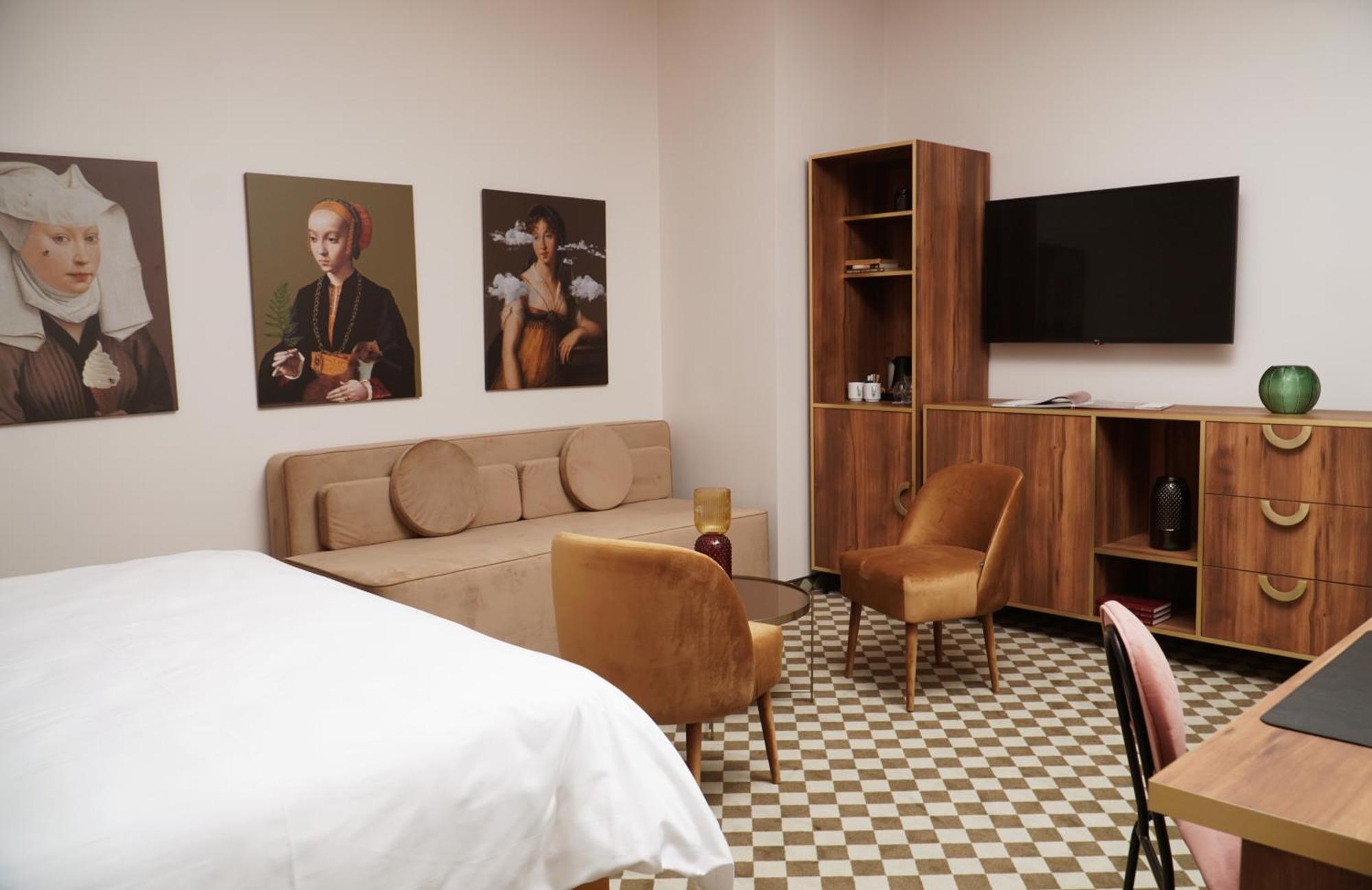 Hotel Pietryna 罗兹 外观 照片