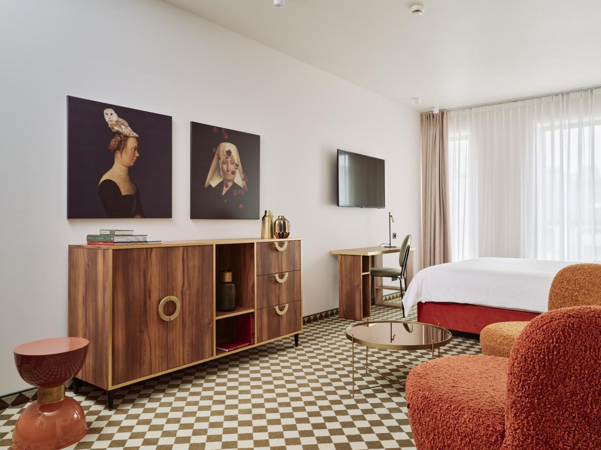 Hotel Pietryna 罗兹 外观 照片