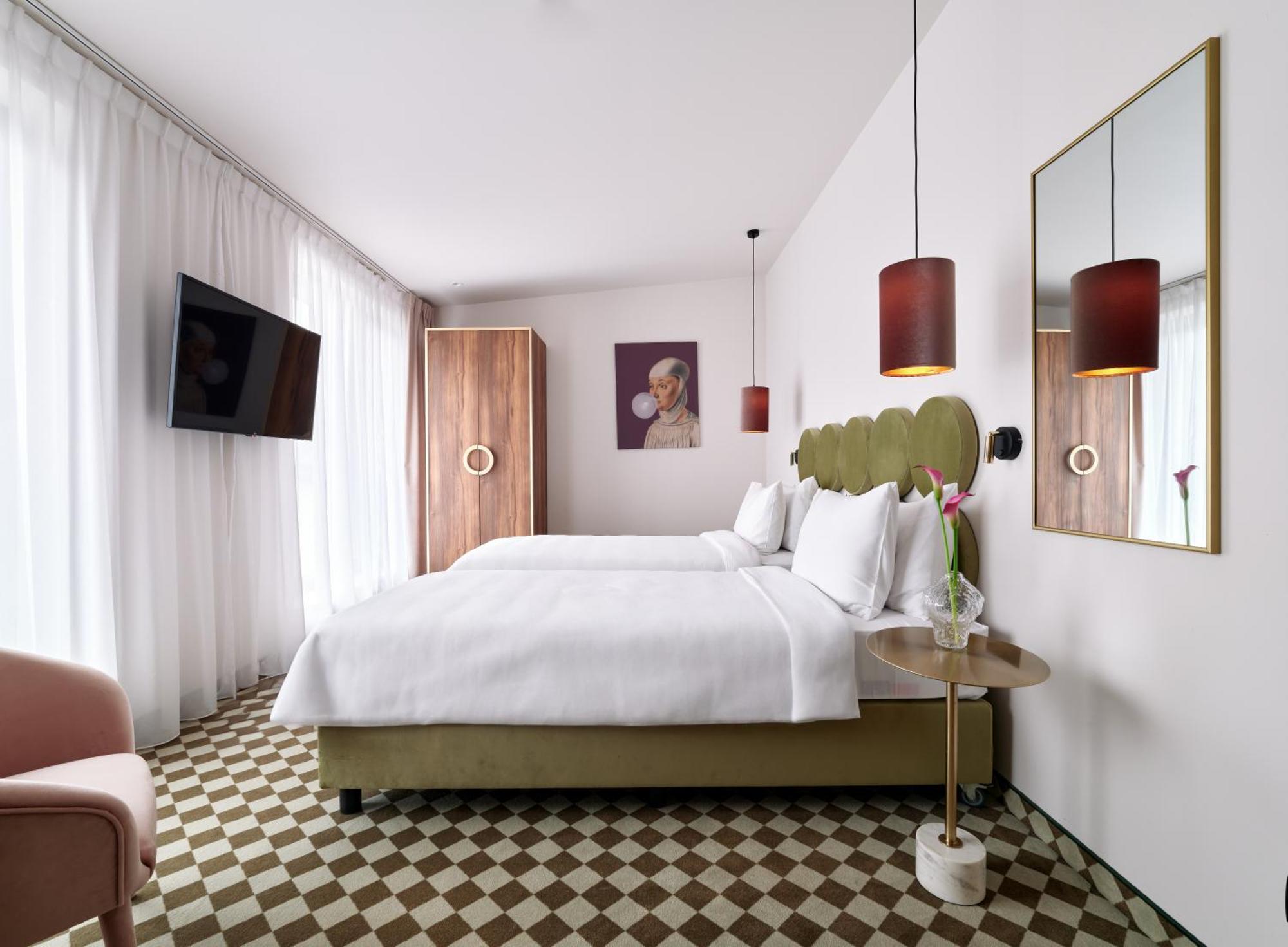 Hotel Pietryna 罗兹 外观 照片