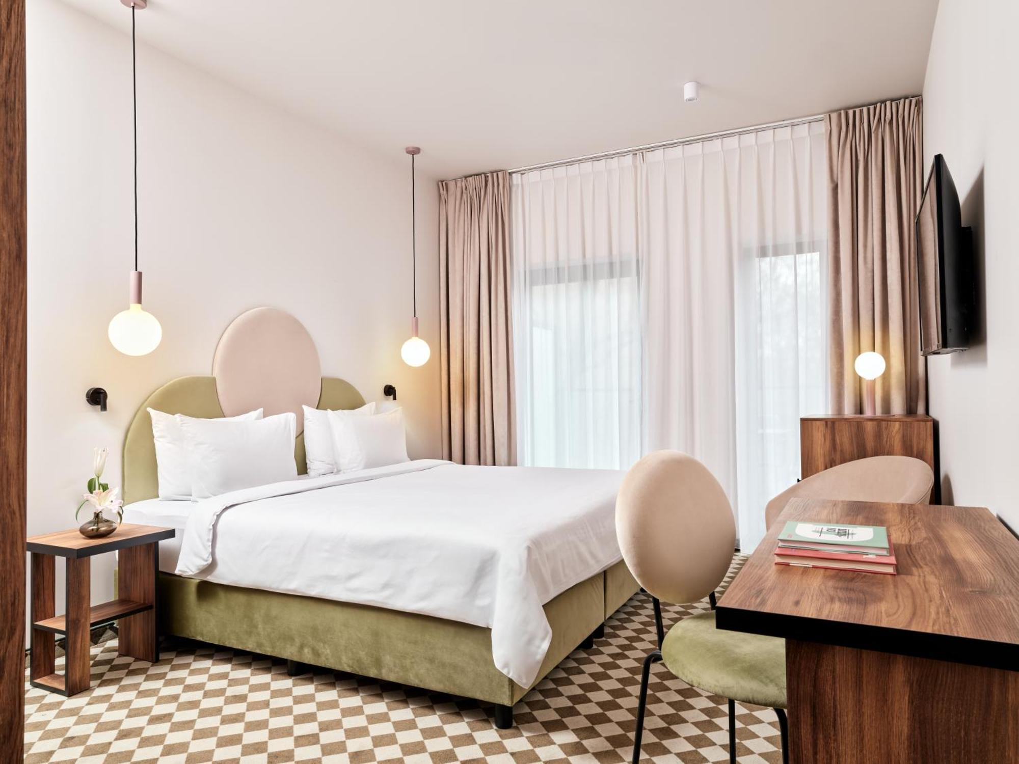 Hotel Pietryna 罗兹 外观 照片